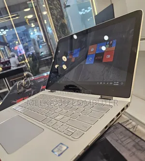 New Laptop HP Spectre X360 8GB Intel Core i5 SSD 256GB