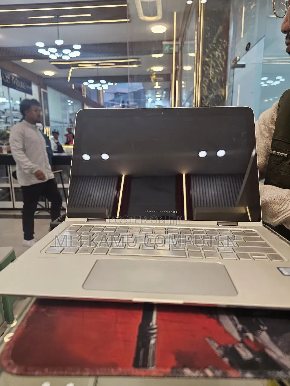 New Laptop HP Spectre X360 8GB Intel Core i5 SSD 256GB