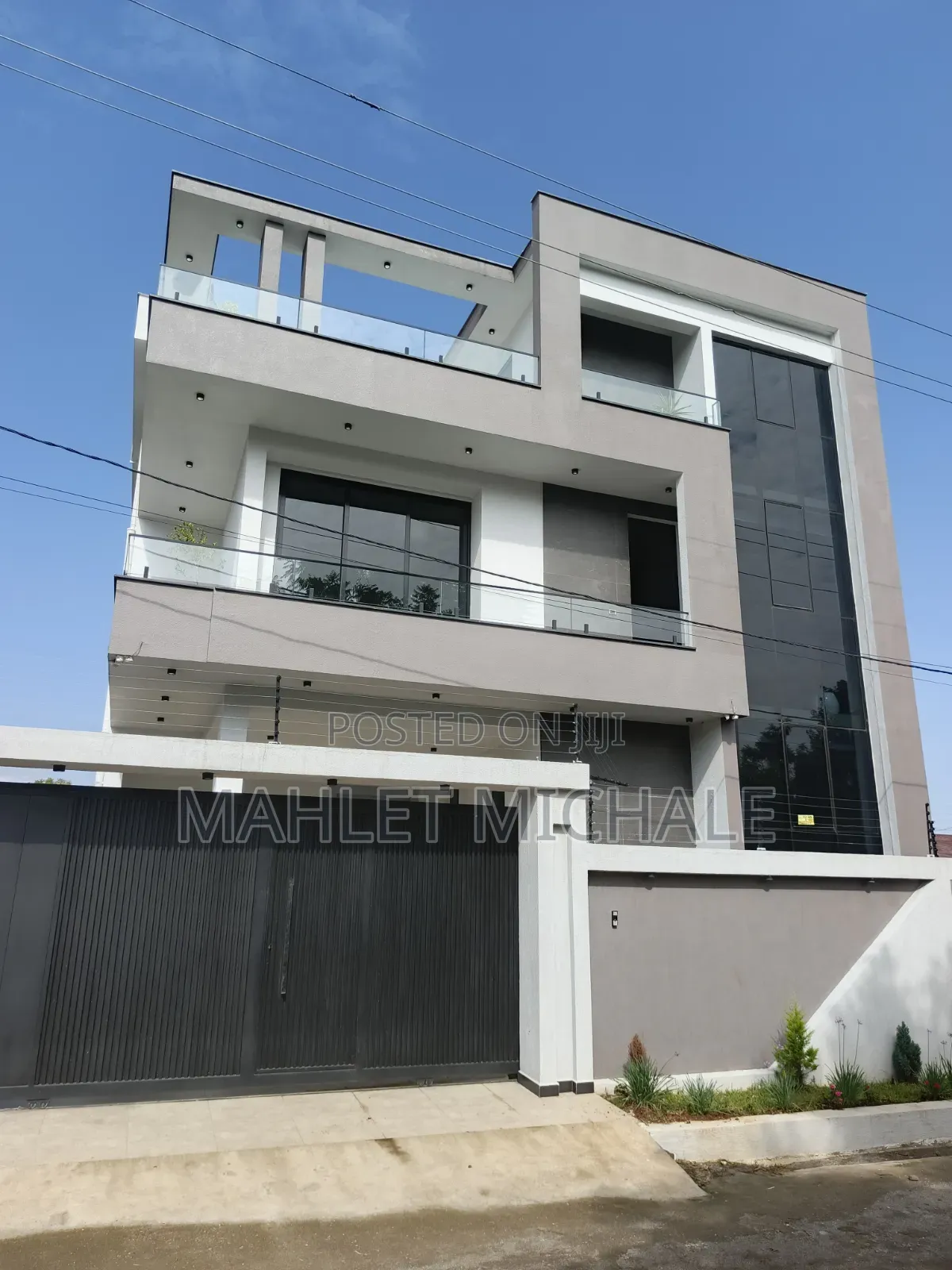 Furnished 5bdrm House in Bole for sale
