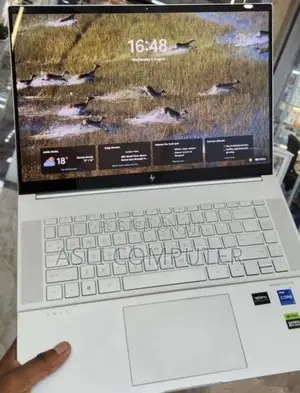 New Laptop HP Envy 16 Gaming 16-h1023dx 12GB Intel Core i7 SSD 512GB