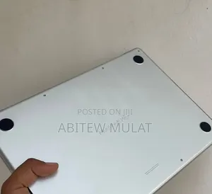 New Laptop Apple MacBook Pro 2024 M4 16GB Apple M4 Pro SSD 512GB