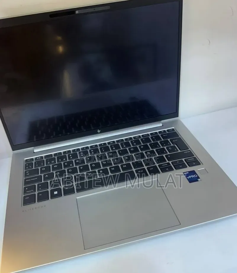 New Laptop HP EliteBook 840 G9 16GB Intel Core i5 SSD 512GB