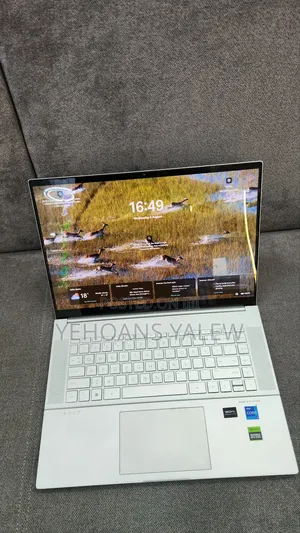 New Laptop HP Envy 16 Gaming 16-h1023dx 12GB Intel Core i7 SSD 512GB