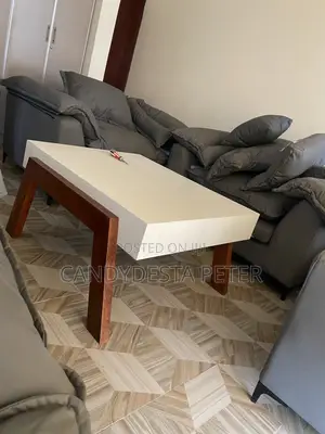 ዎንዛ Central Sofa Table