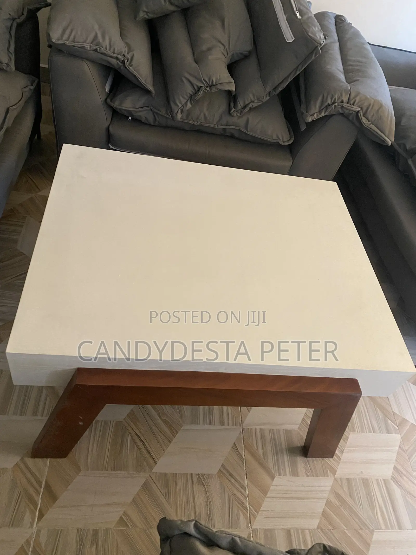 ዎንዛ Central Sofa Table
