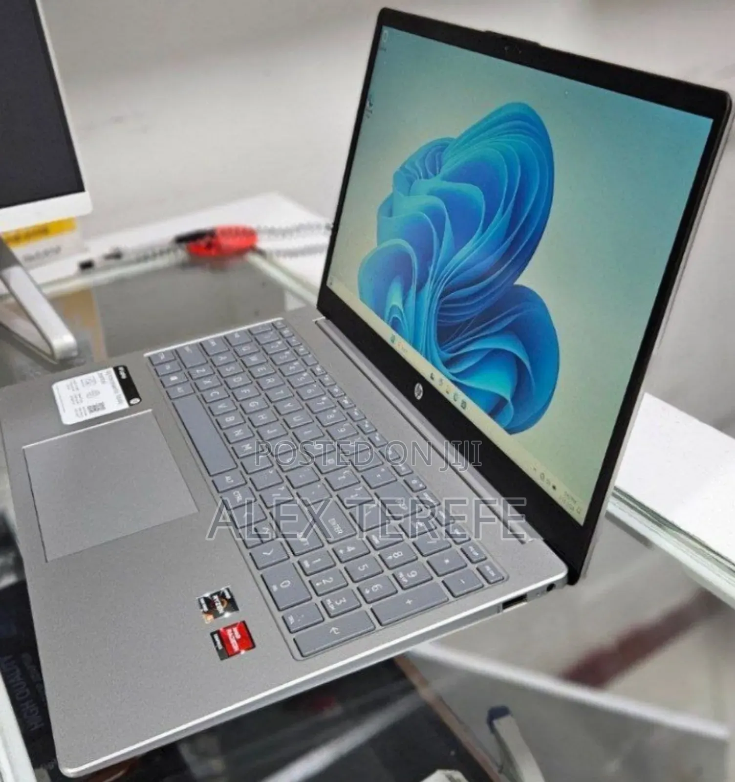 New Laptop HP Stream Notebook 16GB AMD Ryzen 5 SSD 256GB