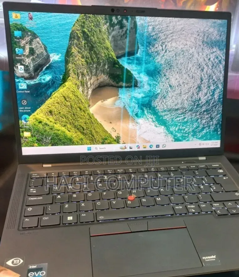 New Laptop Lenovo ThinkPad X1 Carbon Gen11 16GB Intel Core i7 SSD 512GB