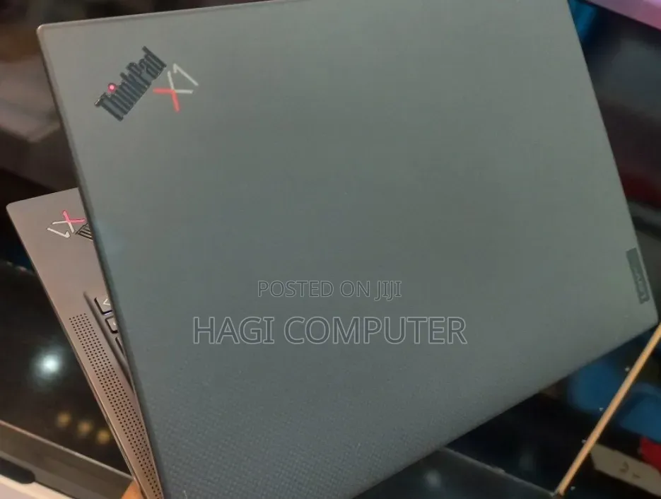 New Laptop Lenovo ThinkPad X1 Carbon Gen11 16GB Intel Core i7 SSD 512GB
