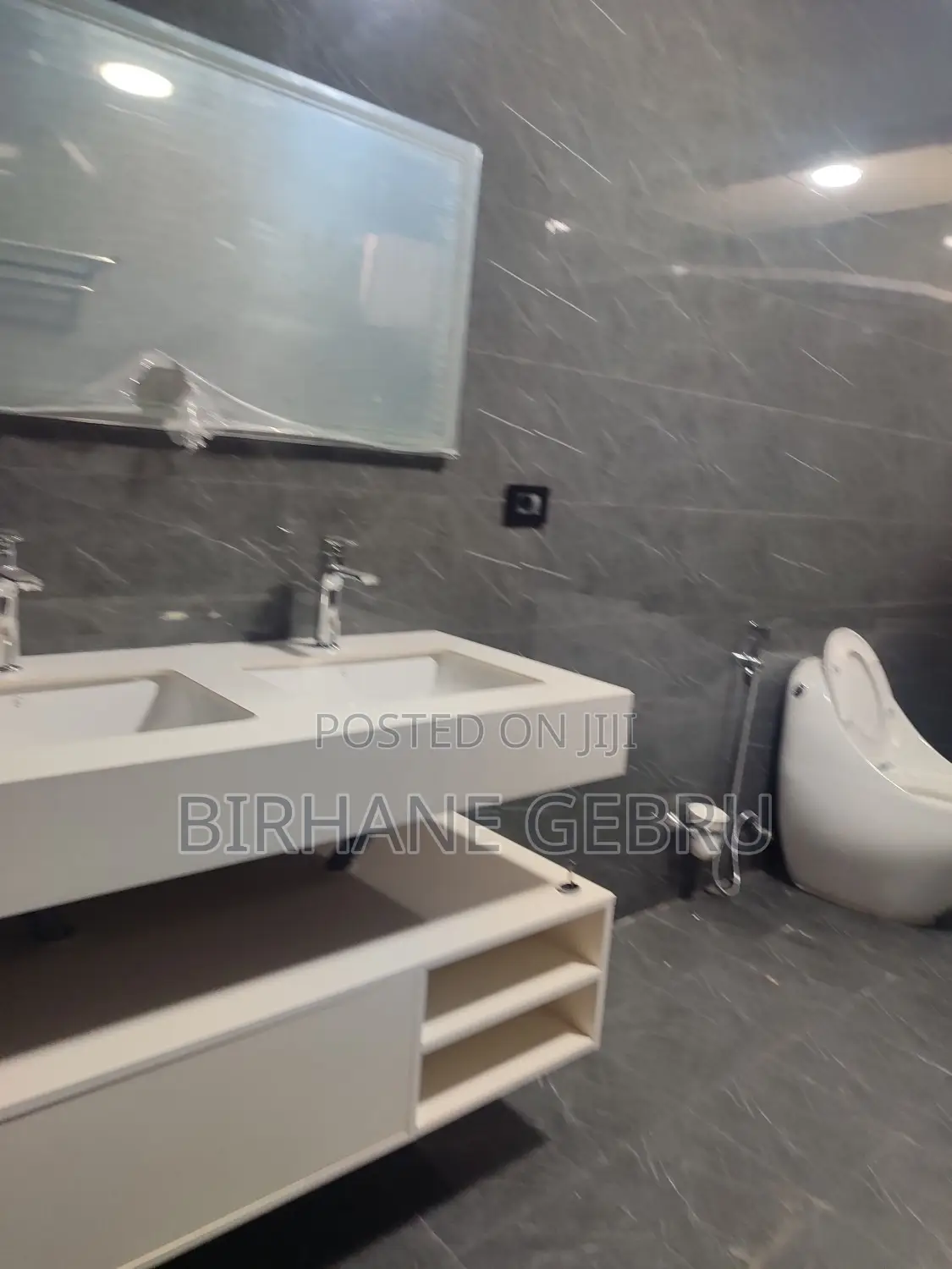 8bdrm House in G+2+ Teracce, Bole for sale