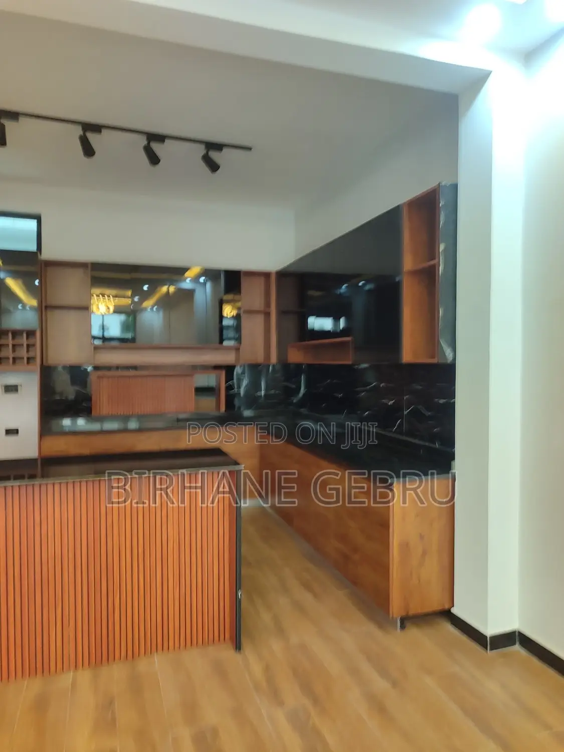 8bdrm House in G+2+ Teracce, Bole for sale