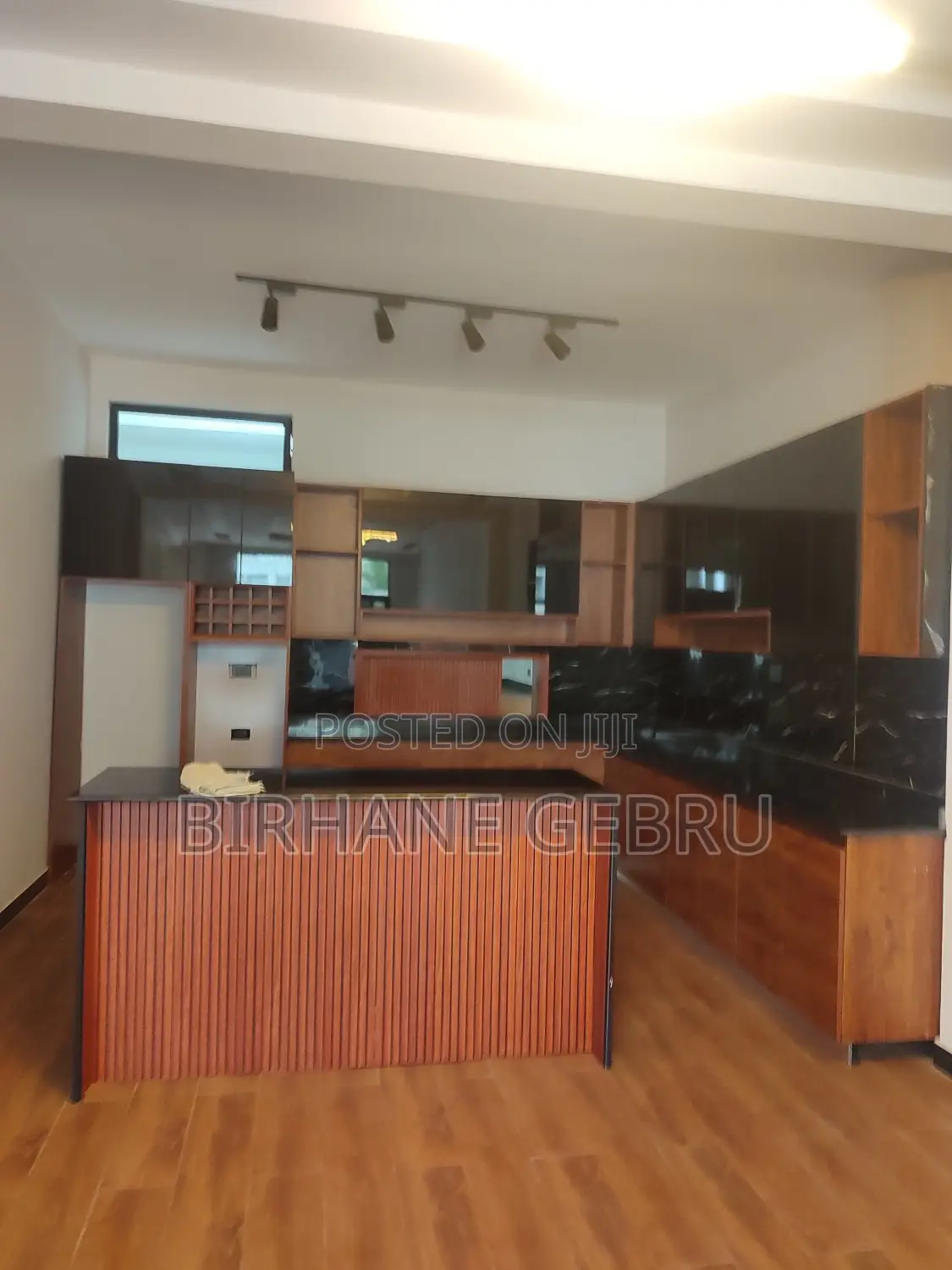 8bdrm House in G+2+ Teracce, Bole for sale