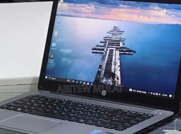 New Laptop HP EliteBook Folio 1040 G2 4GB Intel Core i5 SSD 256GB