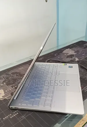 New Laptop HP 16GB Intel Core i5 SSD 512GB