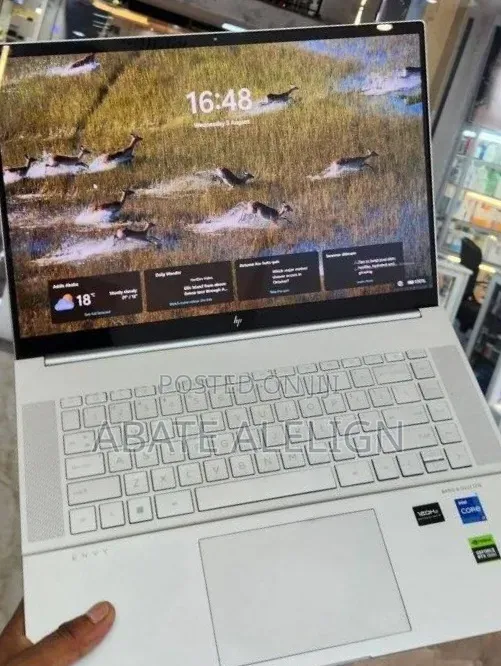 New Laptop HP Envy 16 Gaming 16-h1023dx 12GB Intel Core i7 SSD 512GB