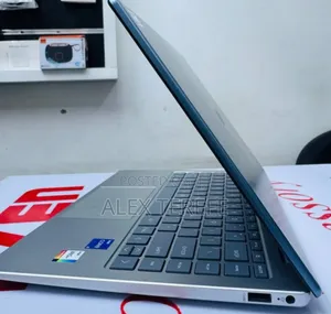 New Laptop HP Stream Notebook 16GB Intel Core i5 SSD 512GB