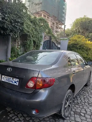 Toyota Corolla 2012 Gray