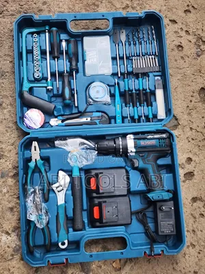 Bosch Chargeable Drill With Accessories