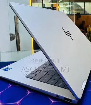 New Laptop HP OmniBook 5 14" 16GB Intel Core Ultra 7 SSD 1T