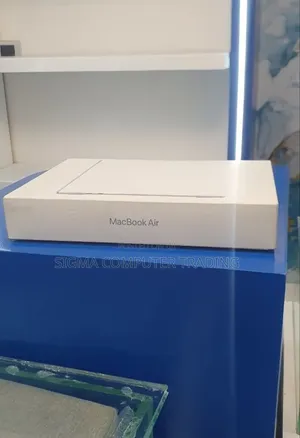 New Laptop Apple MacBook Air 2025 M4 16GB Apple M4 SSD 512GB