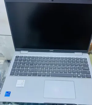 New Laptop Dell Precision 3581 16GB Intel Core i7 SSD 512GB