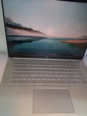New Laptop HP Envy 15 16GB Intel Core i9 SSD 1T