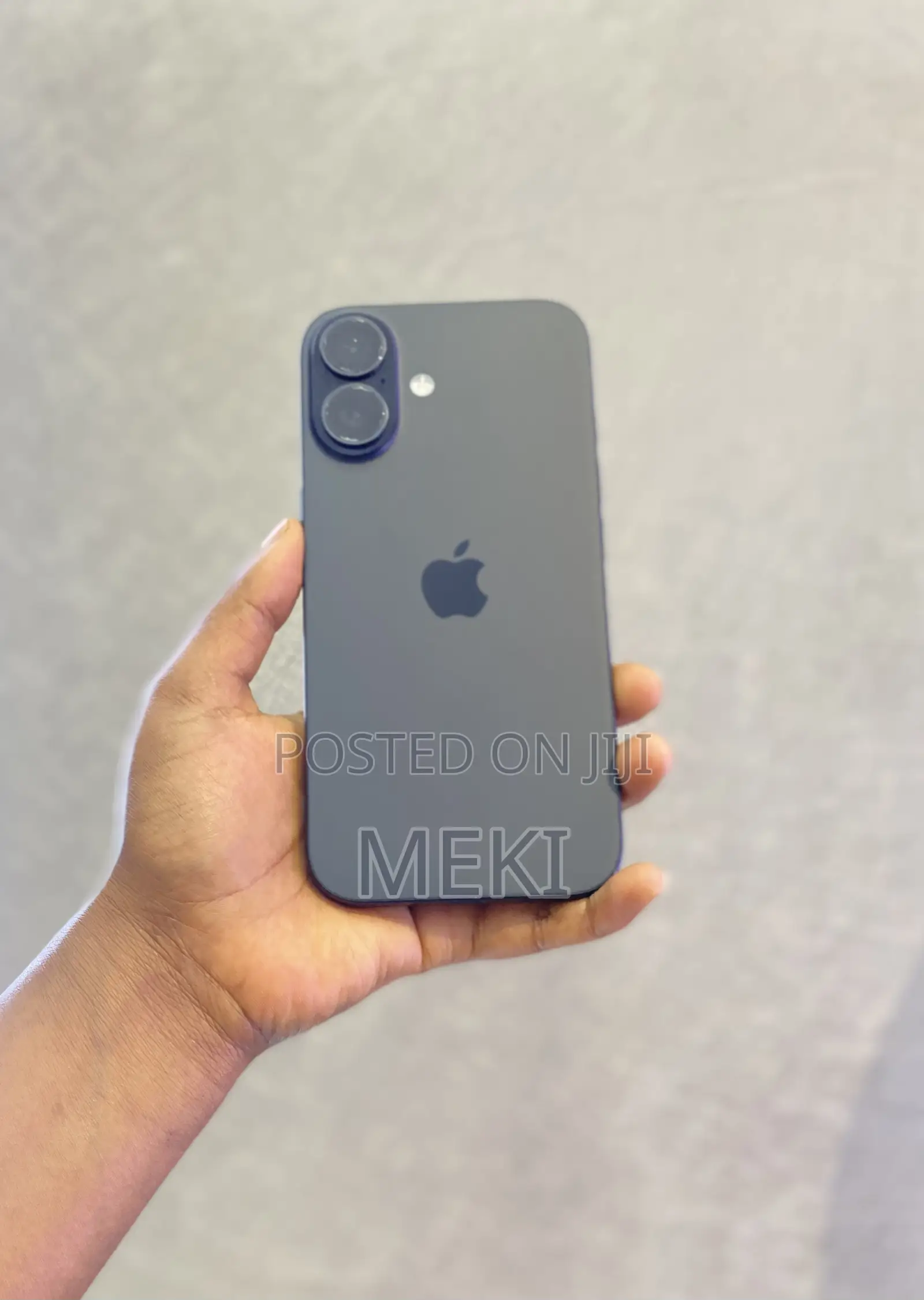 New Apple iPhone 16 128 GB Black