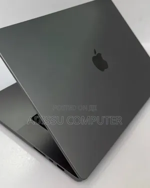 New Laptop Apple MacBook Pro 2019 32GB Apple M1 Max SSD 1T