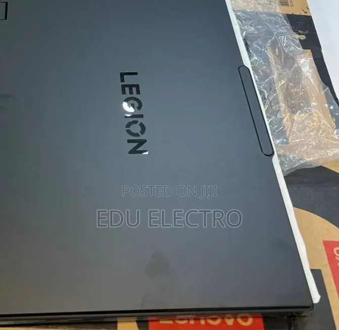 New Laptop Lenovo Legion 5 32GB Intel Core Ultra 9 SSD 1T