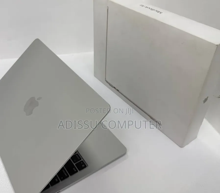 New Laptop Apple MacBook Air 2025 M4 16GB Apple M1 Pro SSD 256GB