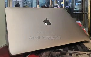 New Laptop Apple MacBook Pro 2020 M1 16GB Apple M2 SSD 256GB