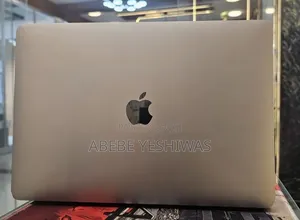 New Laptop Apple MacBook Pro 2020 M1 16GB Apple M2 SSD 256GB
