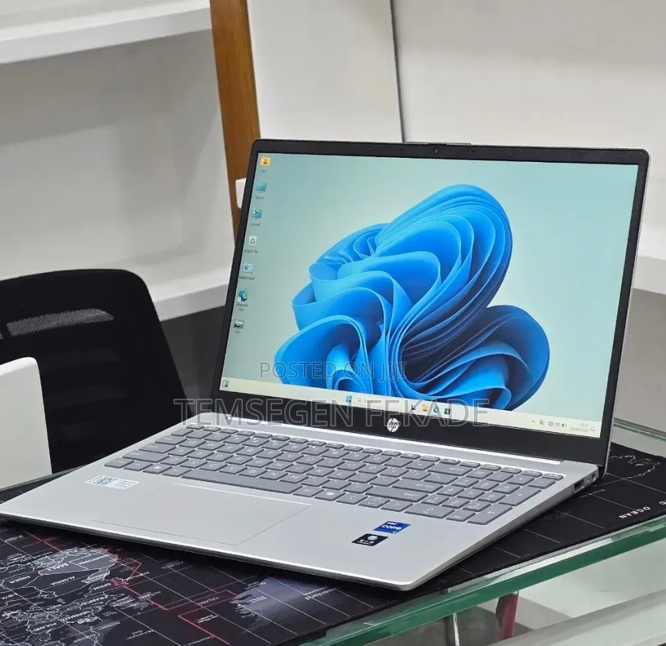 New Laptop HP Stream Notebook 16GB Intel Core i7 SSD 1T