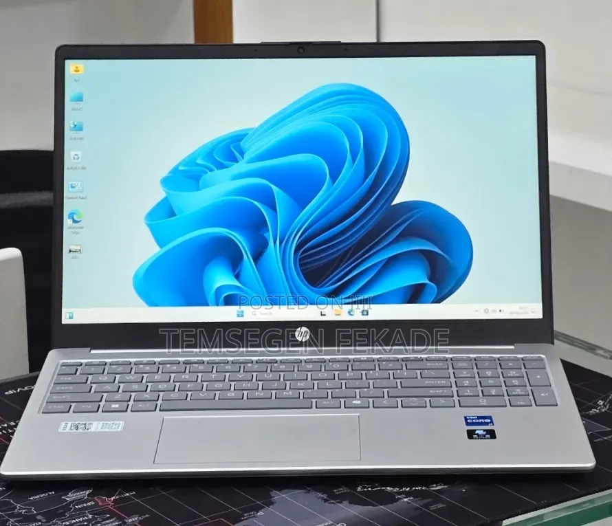 New Laptop HP Stream Notebook 16GB Intel Core i7 SSD 1T