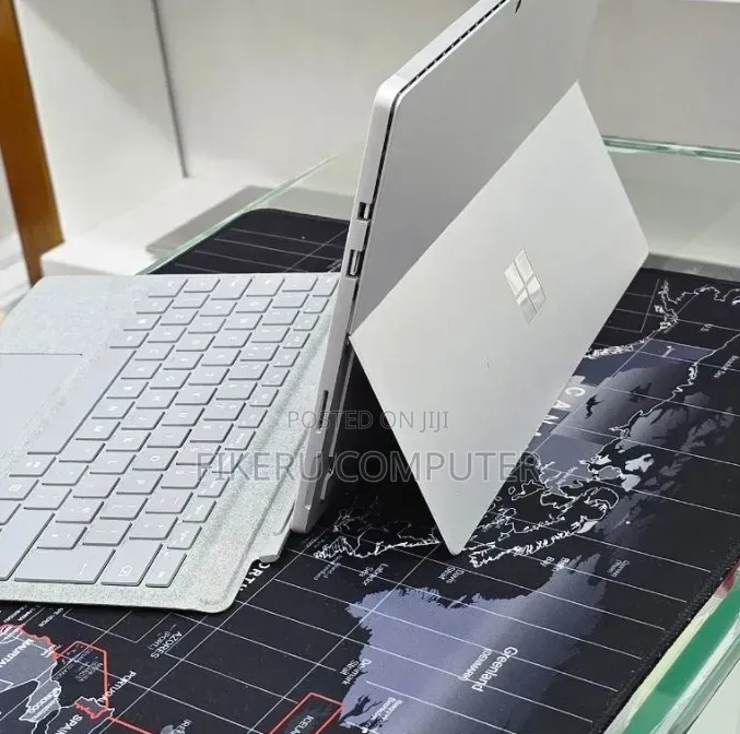 New Laptop Microsoft Surface Pro 6 8GB Intel Core i5 SSD 256GB