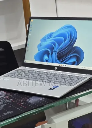 New Laptop HP Stream Notebook 16GB Intel Core i7 SSD 1T
