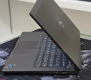 New Laptop Dell Latitude 7420 16GB Intel Core i5 SSD 512GB