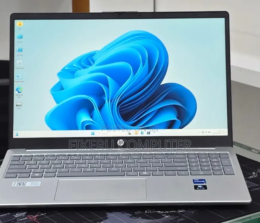 New Laptop HP Stream Notebook 16GB Intel Core i7 SSD 1T