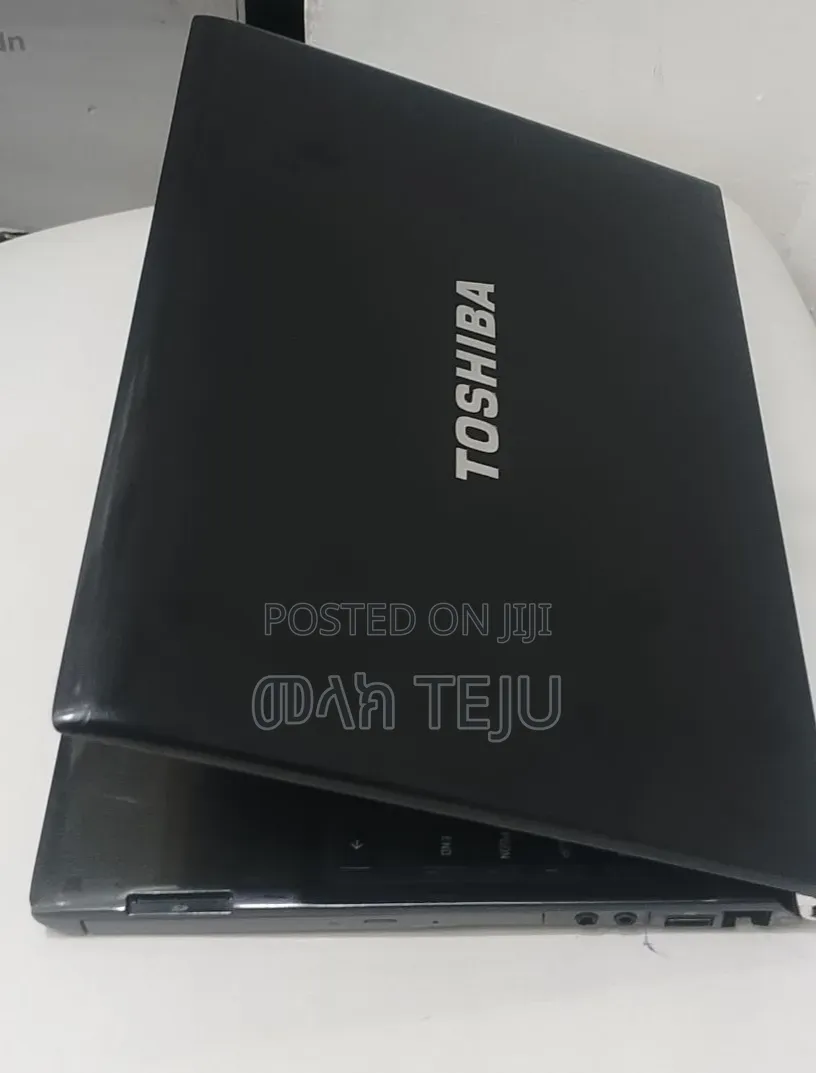 New Laptop Toshiba Satellite C55 4GB Intel Core i5 SSD 512GB