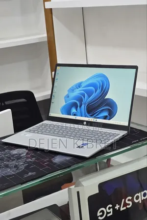 New Laptop HP Stream Notebook 16GB Intel Core i7 SSD 512GB