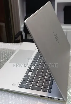 New Laptop HP Pavilion 15 16GB Intel Core Ultra 5 SSD 512GB