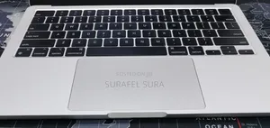 New Laptop Apple MacBook Air 2022 M2 8GB Apple M2 SSD 256GB