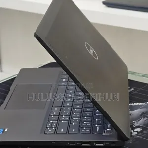 New Laptop Dell Latitude 7420 16GB Intel Core i5 SSD 512GB
