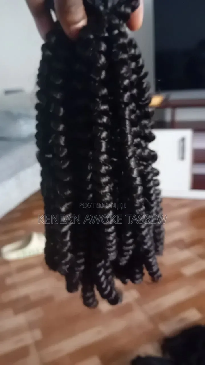 Yemekele Wig