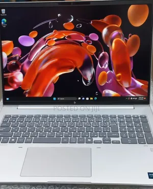 New Laptop HP EliteBook 840 16GB Intel Core Ultra 7 SSD 512GB
