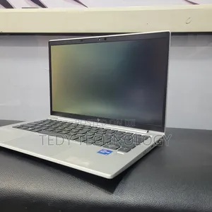 New Laptop HP EliteBook 830 8GB Intel Core i5 SSD 512GB