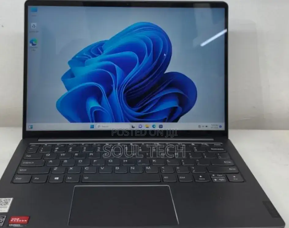 New Laptop Lenovo Ideapad 3 16GB AMD Ryzen 7 SSD 512GB