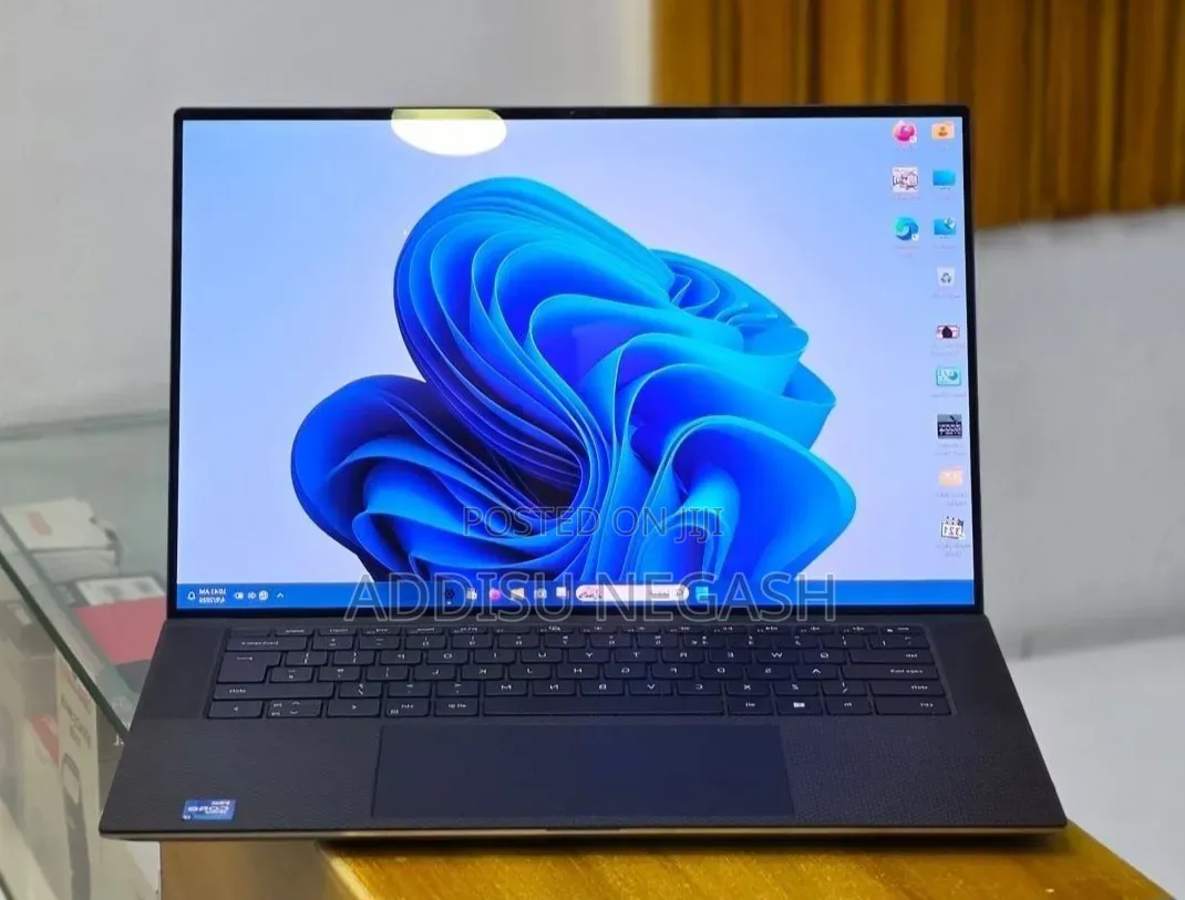 New Laptop Dell Precision 5540 16GB Intel SSD 512GB