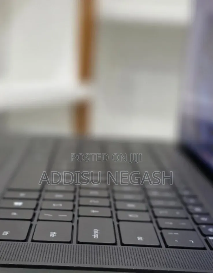 New Laptop Dell Precision 5540 16GB Intel SSD 512GB