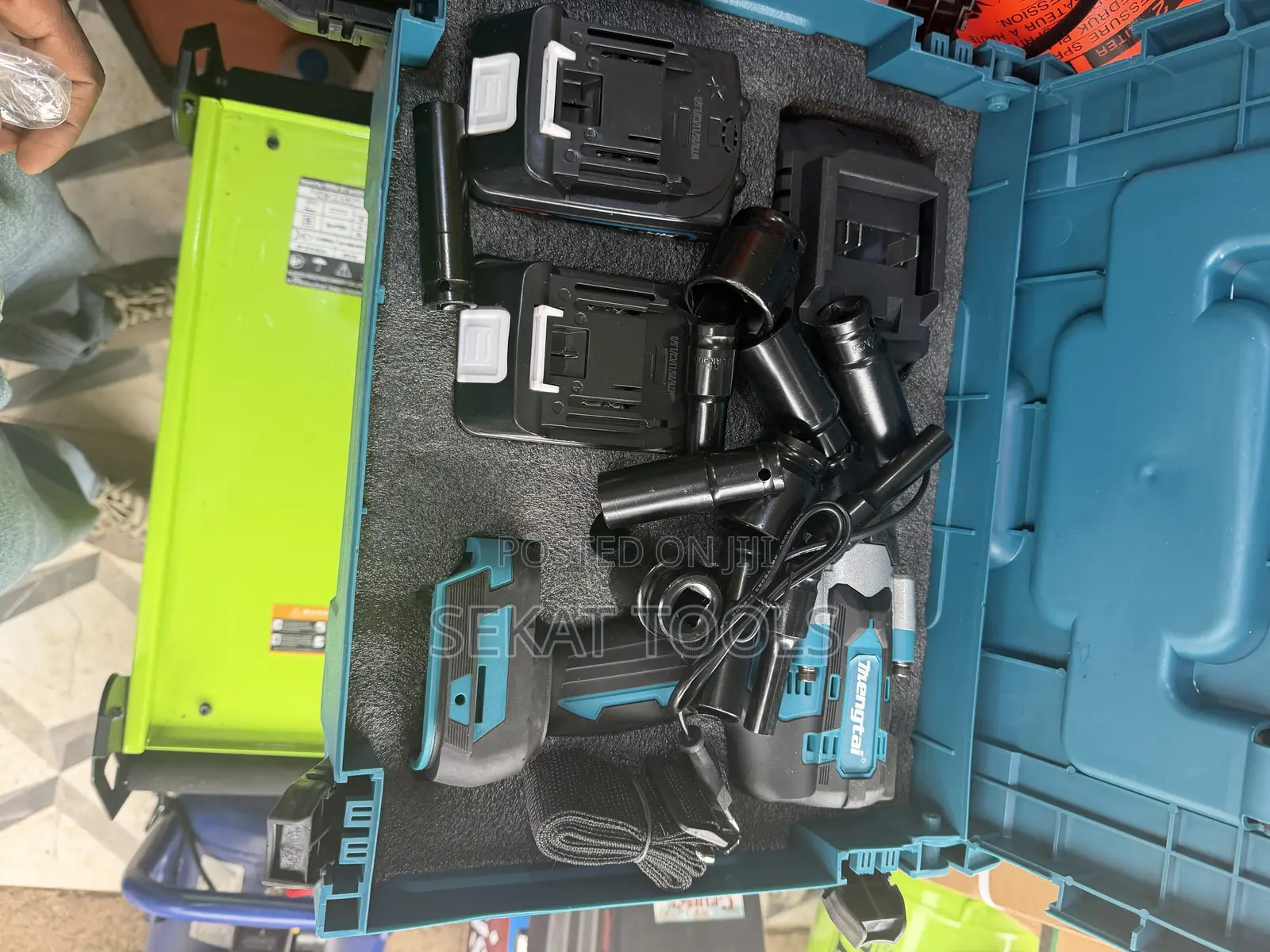 Makita Charger Brushless Wrench