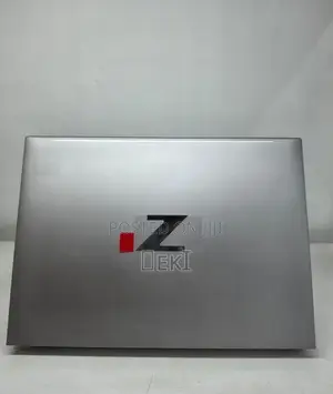 New Laptop HP ZBook Firefly G9 16GB Intel Core i7 SSD 512GB